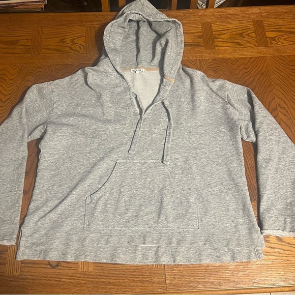 Alex Mill V-Neck Terry Cloth Long Sleeve High Low Cropped Hoodie in Gray Sz L - Picture 2 of 16